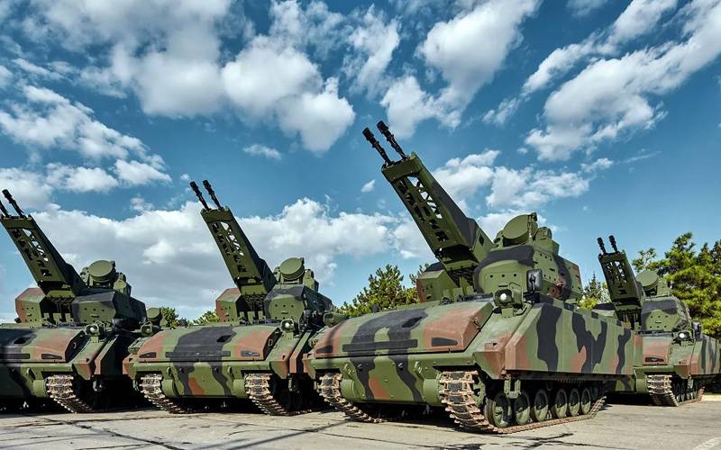 A group of 4 Tanks